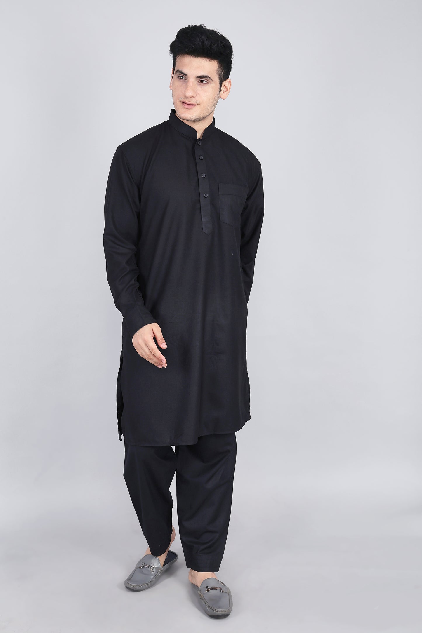 Mens Black Kurta and Pyjama Set