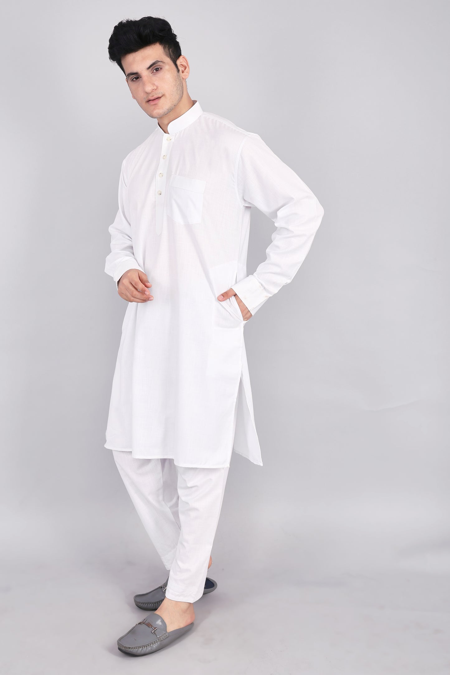 Mens White Kurta and Pyjama Set